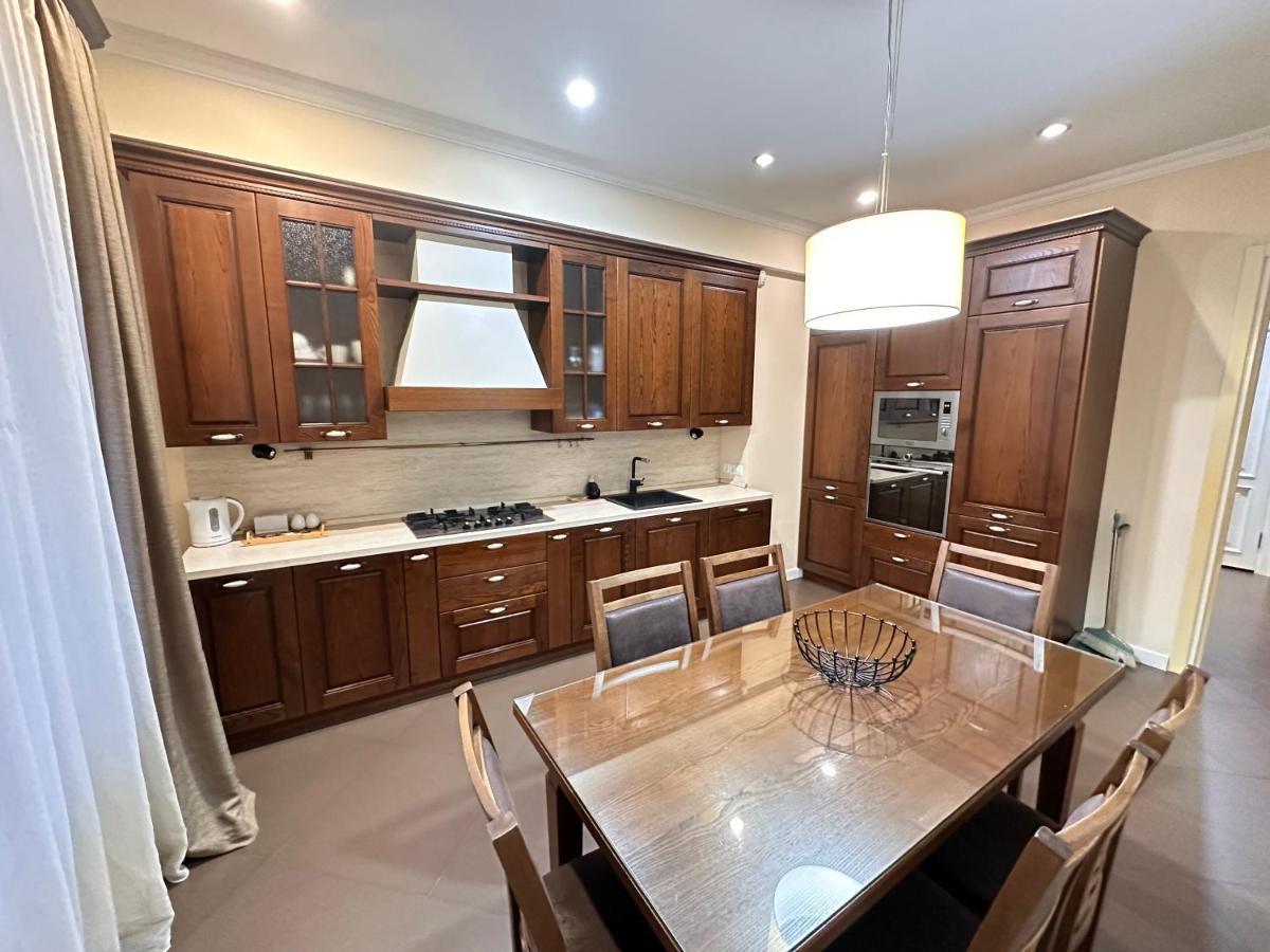 Apartment In Downtown "Rustaveli Residence" Τυφλίδα Εξωτερικό φωτογραφία